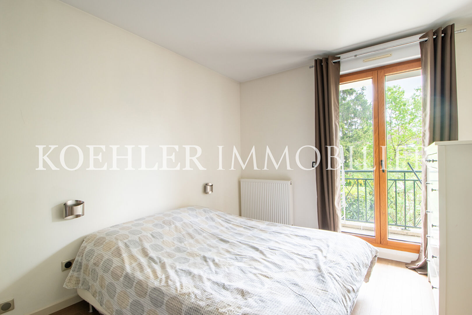 APPARTEMENT - LE RAINCY - 04