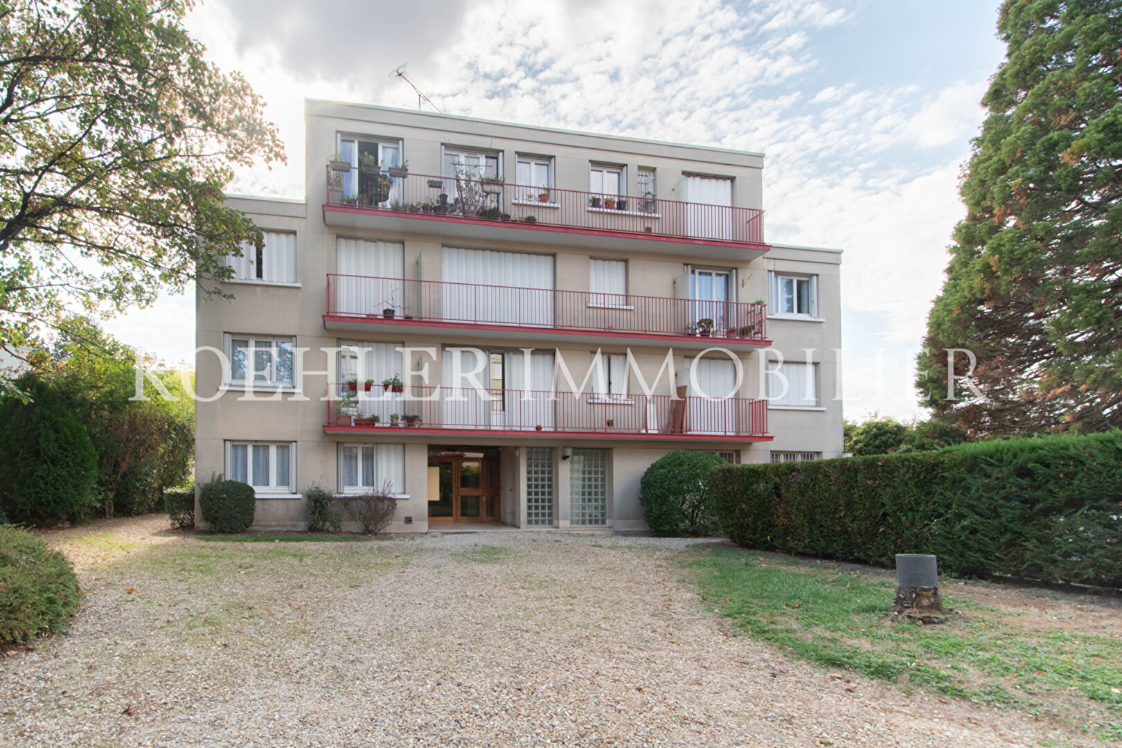 APPARTEMENT - LES PAVILLONS SOUS BOIS - 04